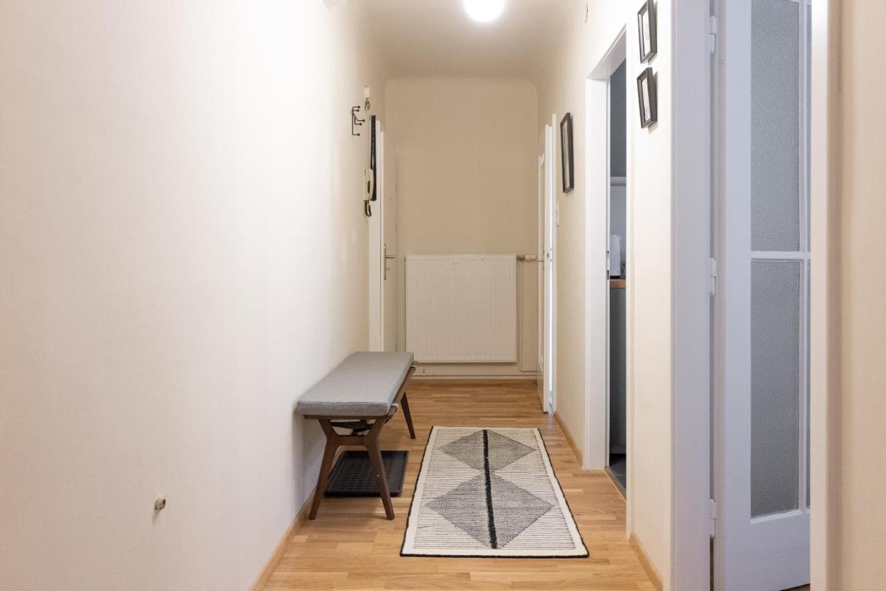 Chic 1-Bed Apt By Canal Walk To Historic Centre Viena Exterior foto